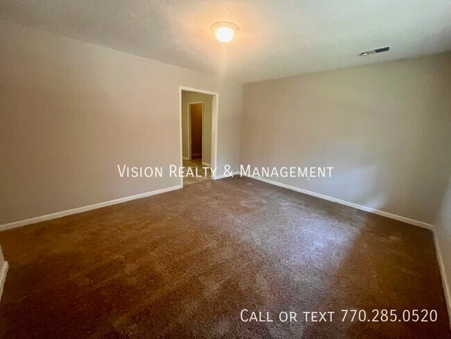 Foto del edificio - 27 Monroe Rd