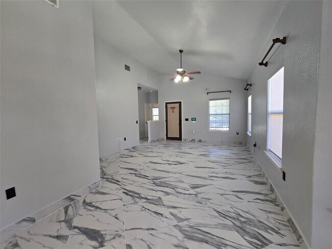Foto del edificio - 7013 Marejada Dr