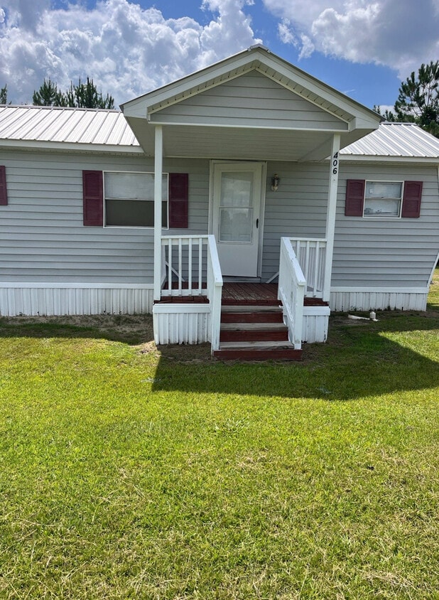 Photo - 406 Spine Dr (Galivants Ferry, SC)