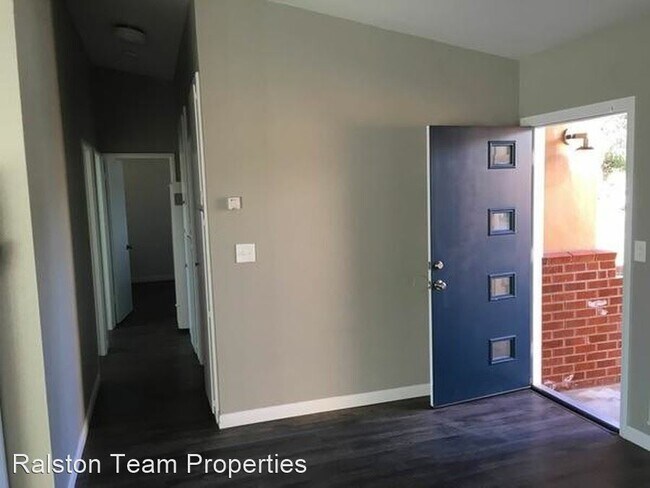Building Photo - 3 br, 2 bath House - 321 Dahlia Ave