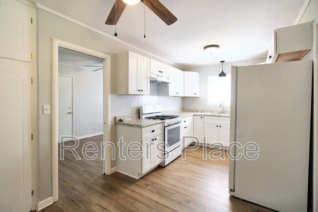 Building Photo - 1515 W Latimer Ct