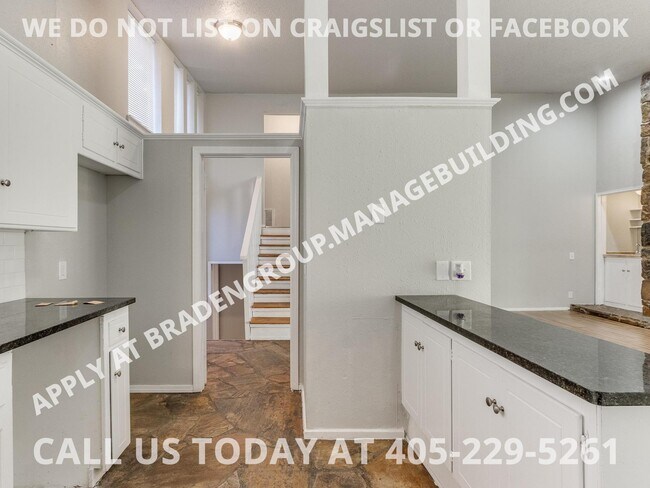 Foto del edificio - 8424 Arlington Dr