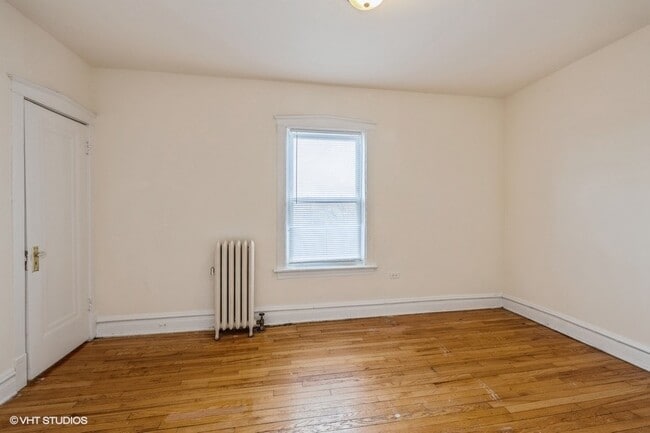 Foto del edificio - 4935 W 18th St