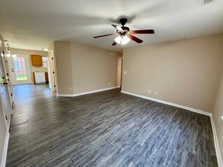 Foto del edificio - 1638 Maple View Way