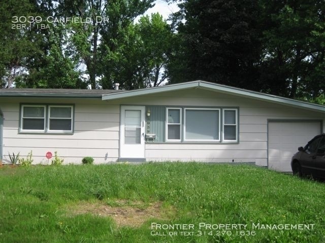 Building Photo - 3039 Canfield Dr
