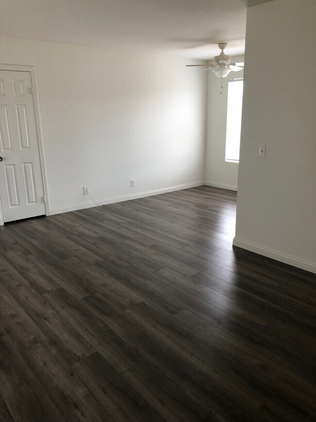 Sala de estar - 1707 Keeler St