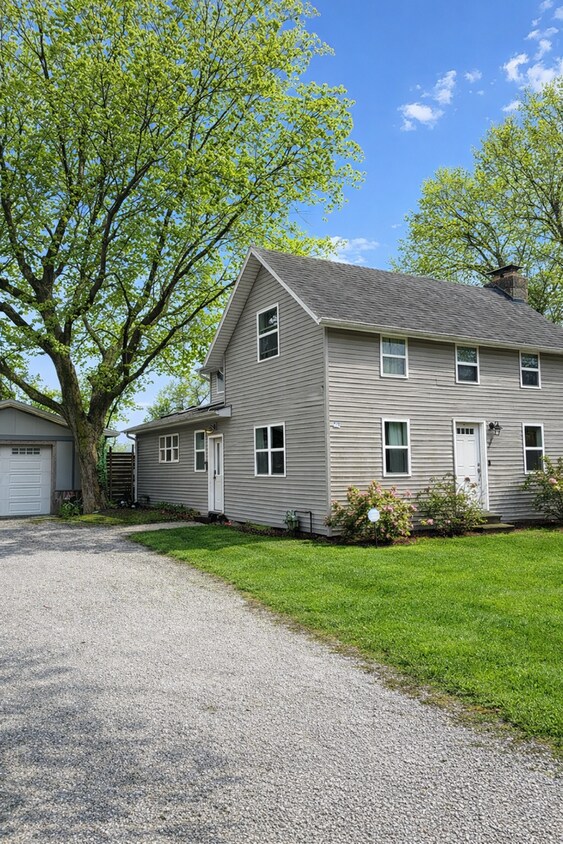 Foto del edificio - 2509 E Main St