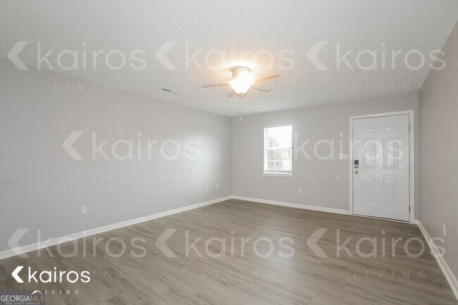 Building Photo - 140 Deer Pkwy
