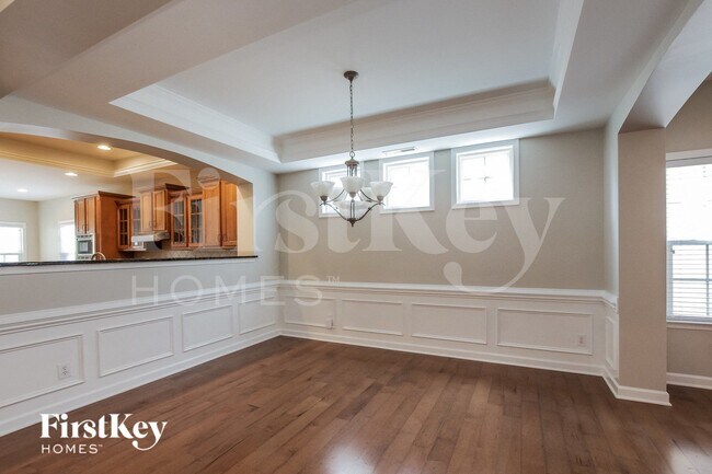Building Photo - 4007 Fountainbrook Dr