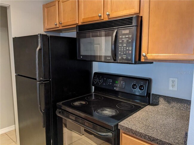 Foto del edificio - 209 Lake Brook Cir