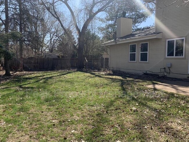 Building Photo - 3201 Wedgewood Ct