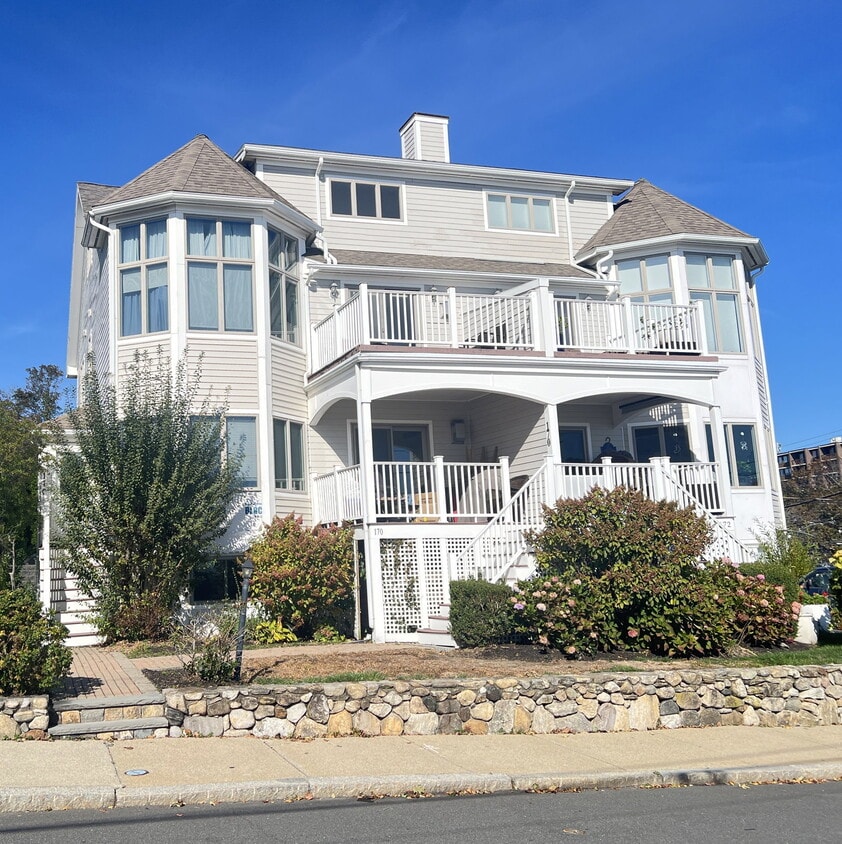Photo - 170 Cliff Avenue, Winthrop, MA 02152 - 3 BR 4 BA townhouse