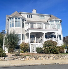 Building Photo - 170 Cliff Ave