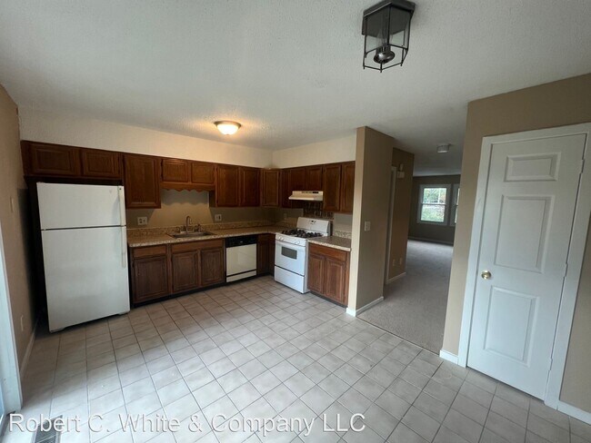 Building Photo - 2 br, 1.5 bath House - 662 Woodward Ave
