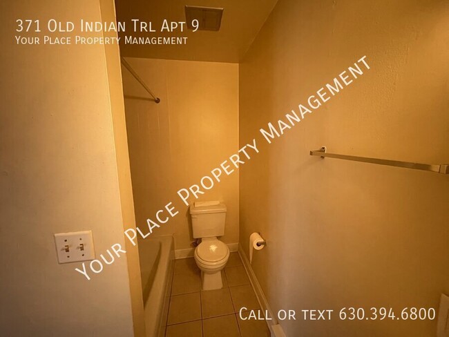 Foto del edificio - GREAT LOCATION! STUDIO APT @ Indian Trail ...