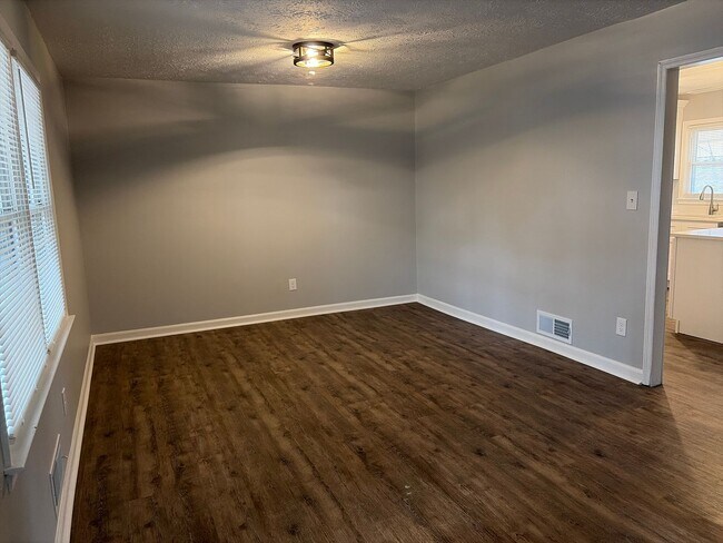 Foto del edificio - Renovated Ranch Home