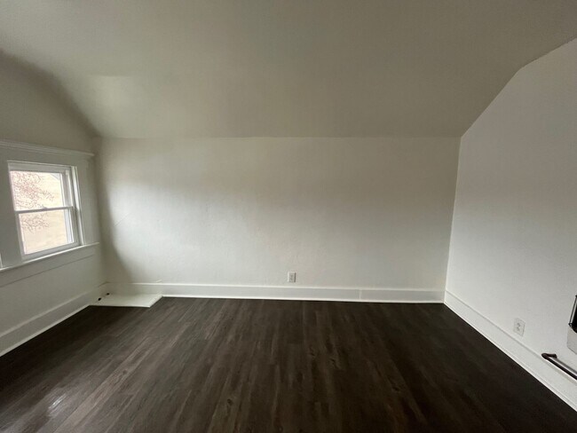 Foto del edificio - 121 W 13th St