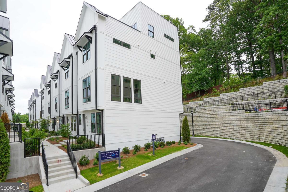 Foto principal - 1815 Gotham Ln NE
