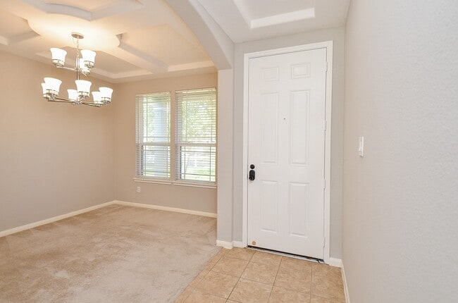 Foto del edificio - 5528 Gemstone Park Rd