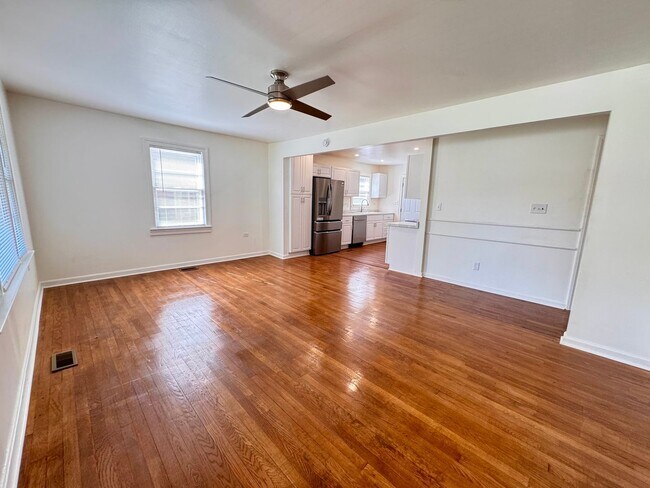 Building Photo - The Home You’ve Been Searching For!