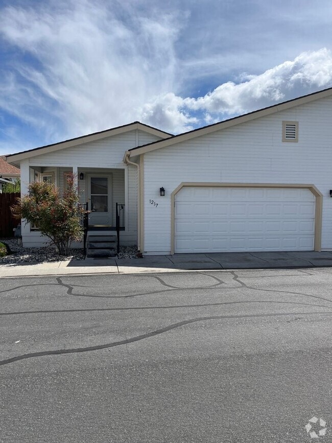 Building Photo - 1237 Gambrel Dr