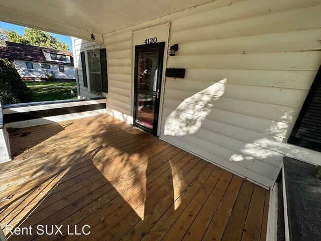 Building Photo - 5 br, 2 bath House - 4120 VAN BUREN