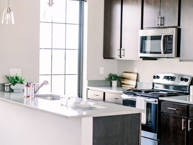 Building Photo - District Brownstones