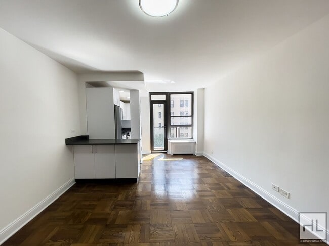 Foto del edificio - EAST 35 STREET