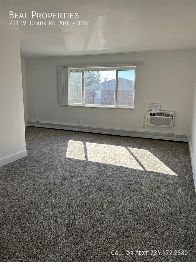 Foto del edificio - 721 W Clark Rd