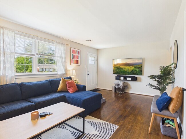 Foto del edificio - 3114 Glenoa Rd