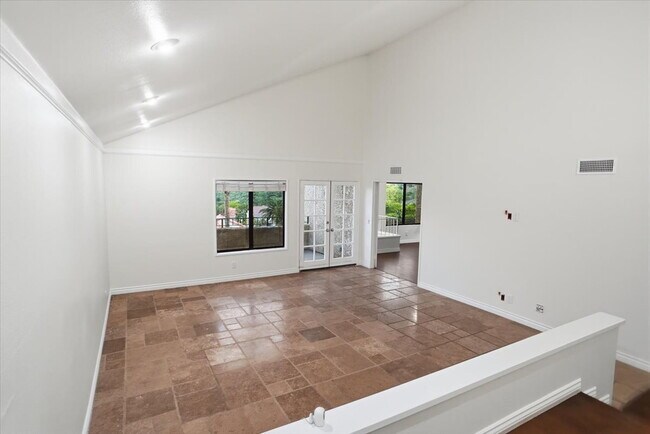 Foto del edificio - Sign a lease by 06/15 and receive $500 OFF your first month's rent! Hidden Valley Pool Home with ...