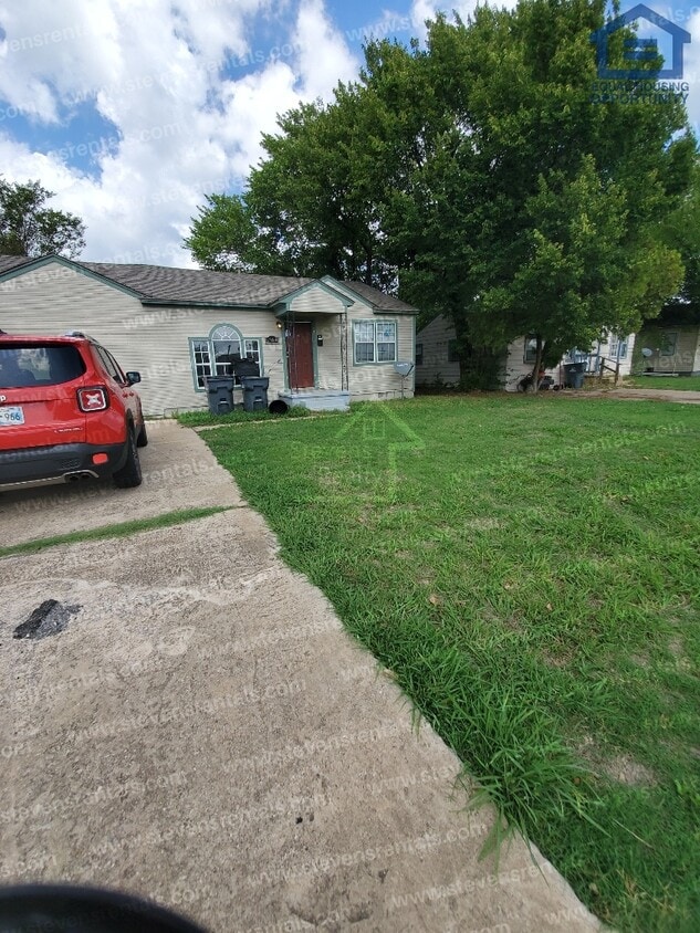 Building Photo - Just starting a family? We got you.