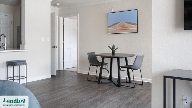 Foto del edificio - 210 Hillwood Blvd