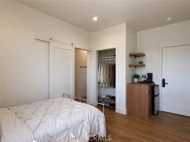 Building Photo - 1575 W 35th St