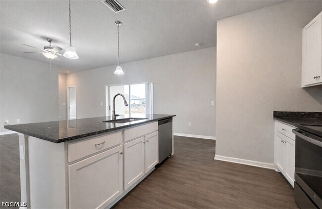 Foto del edificio - 1843 NW 20th Pl