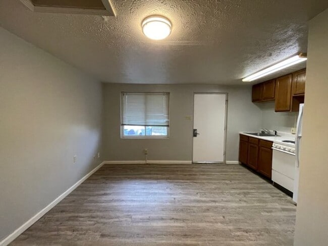 Building Photo - Daleville Studio - Open October 2025