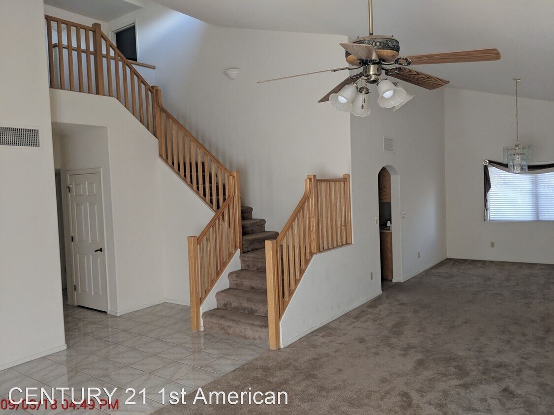 Primary Photo - 4 br, 3 bath House - 180 N Eastern Slope Loop