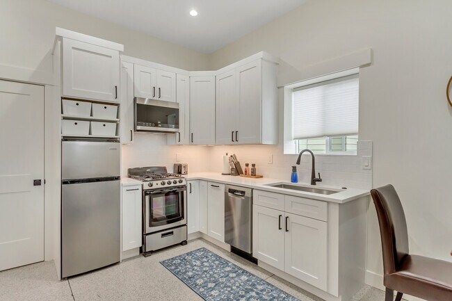 Foto del edificio - 12990 12990 S