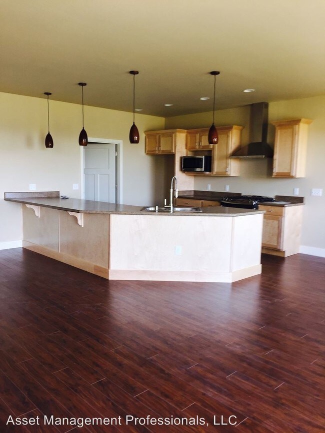 Building Photo - 701 Winter Green Dr