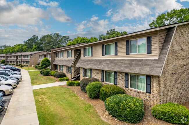 Foto del edificio - Huckleberry Hill Apartments