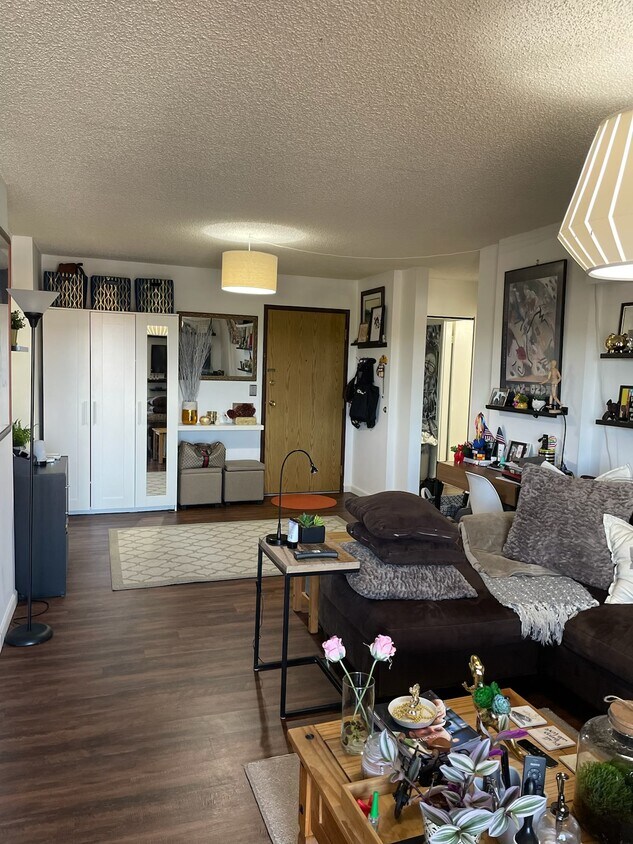 10 N Wood Ave Unit 602, Linden, NJ 07036 Condo for Rent in Linden, NJ