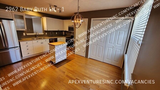 Building Photo - 2962 Baby Ruth Ln