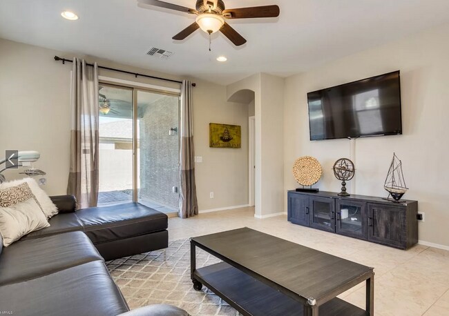 Building Photo - 3224 W Gran Paradiso Dr