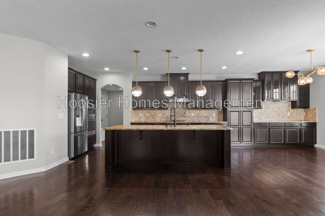 Building Photo - 4550 Avedon Way