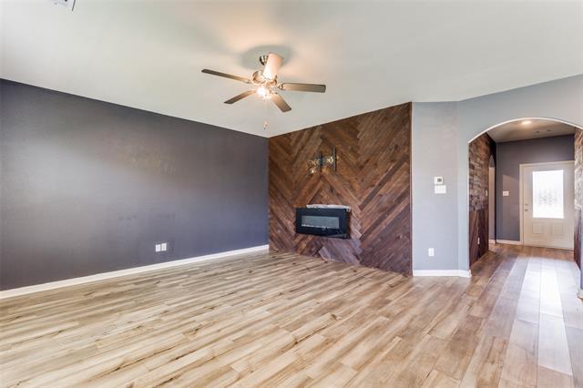 Foto del edificio - 7457 Thunder River Rd