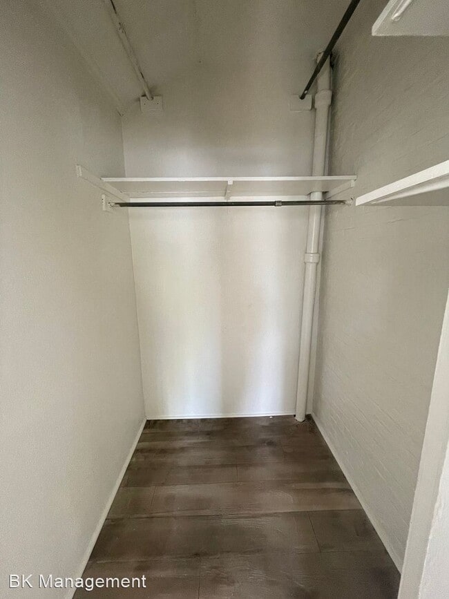 Building Photo - 3 br, 1 bath House - 1221 S 4th Street