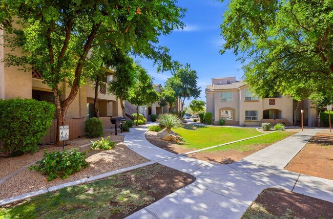 Building Photo - Modern 3BR Condo in Cave Creek | Resort-Style Amenities + Utilities Included!