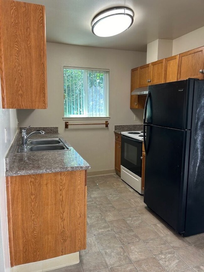 Foto del edificio - 8444 Hidden Lake Rd