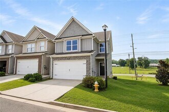 Building Photo - 100 Squarewood Ln NW