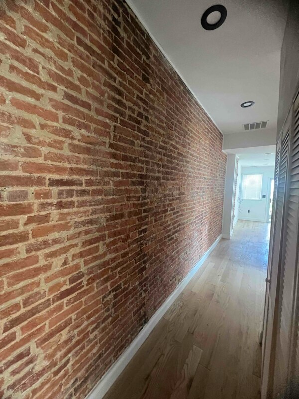 Building Photo - 1614 E Lanvale St